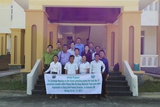 Delegation of Khammouane Agriculture and Silviculture Department, Laos PDR works in Phong Nha – Ke Bang National Park